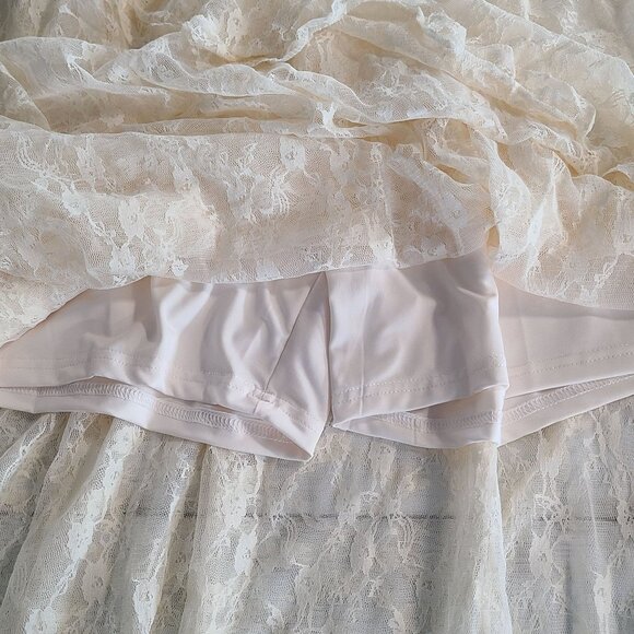 Boutique Lace Skirt Romper Shorts Cream Large NEW Fairycore Romantic Feminine - Picture 3 of 7